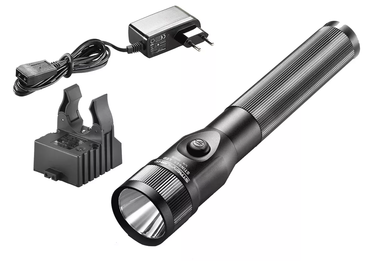 Streamlight 75713 Stinger LED FlashlightBlack Anodized 100/200/425 Lumens White LED