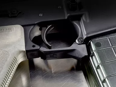 Strike COBRAFANG Fang Trigger Guard AR-15, M4 Polymer